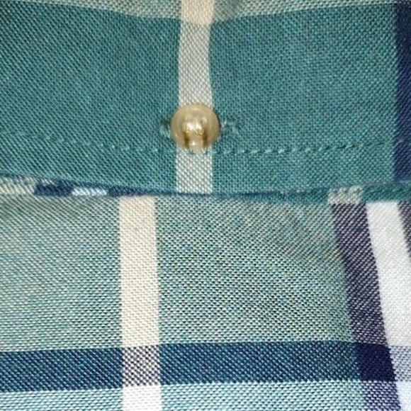 St. John’s Bay Button Down Long Sleeve Shirt Men's Large Green Window Pane Plaid - Picture 5 of 6
